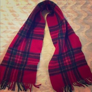 Red plaid felt scarf